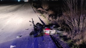 2 motosiklet çarpıştı: 1 ölü, 2 yaralı