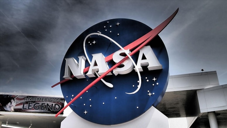 NASA onlarca çalışanını işten çıkarıyor