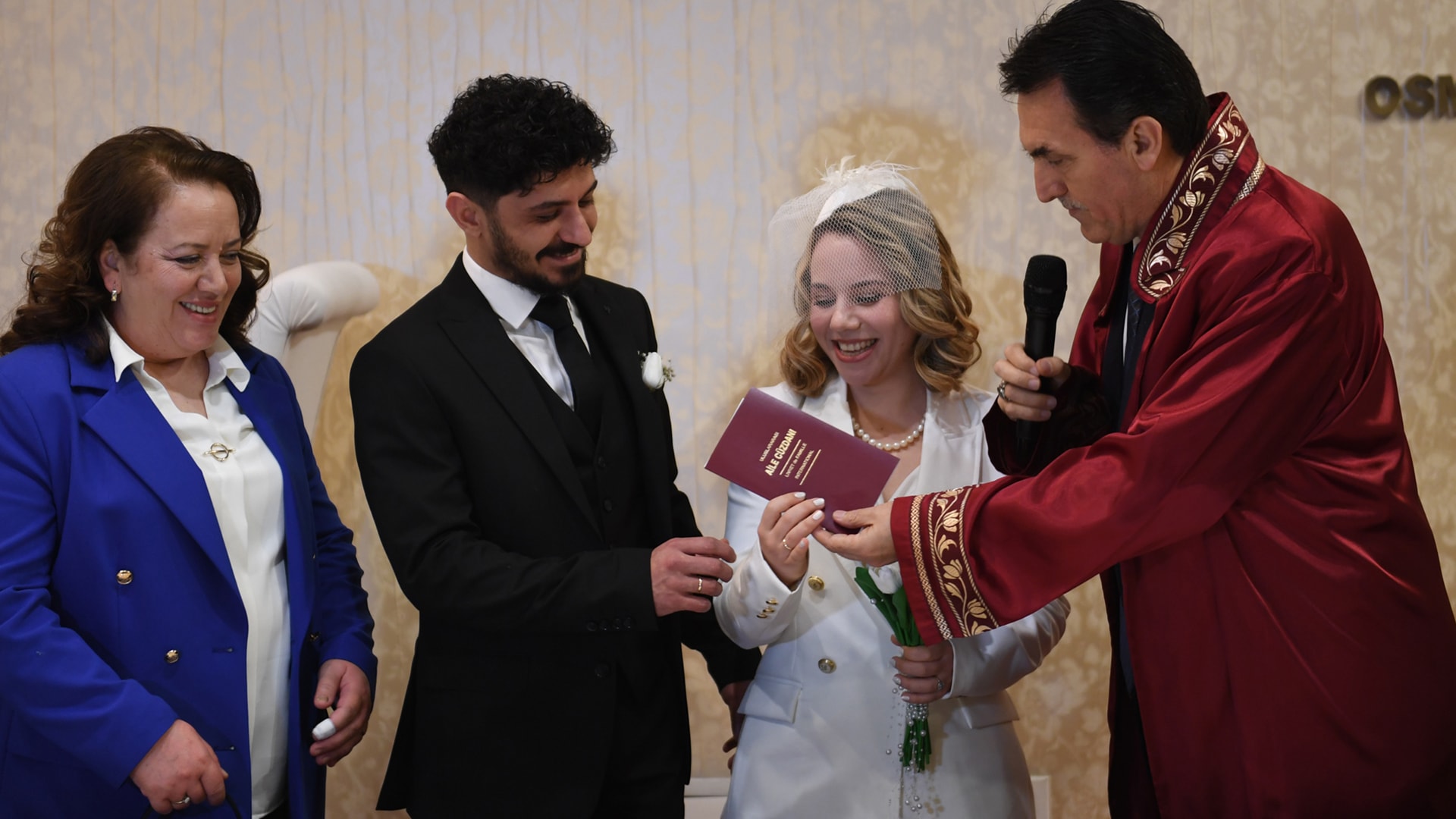 Sevgililer Günü'nde 'Evet' dediler
