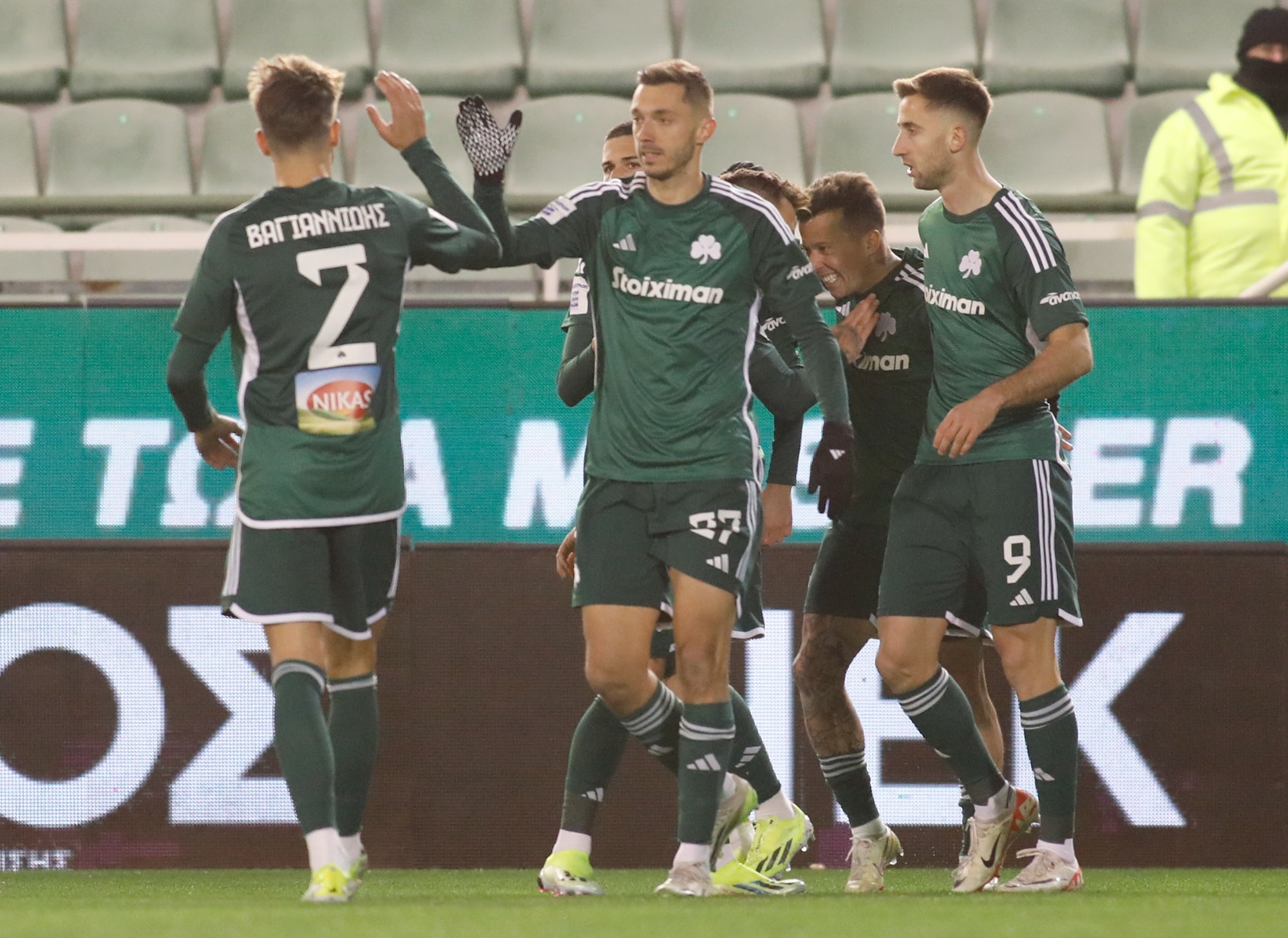 Panathinaikos deplasmanda 3 golle kazandı