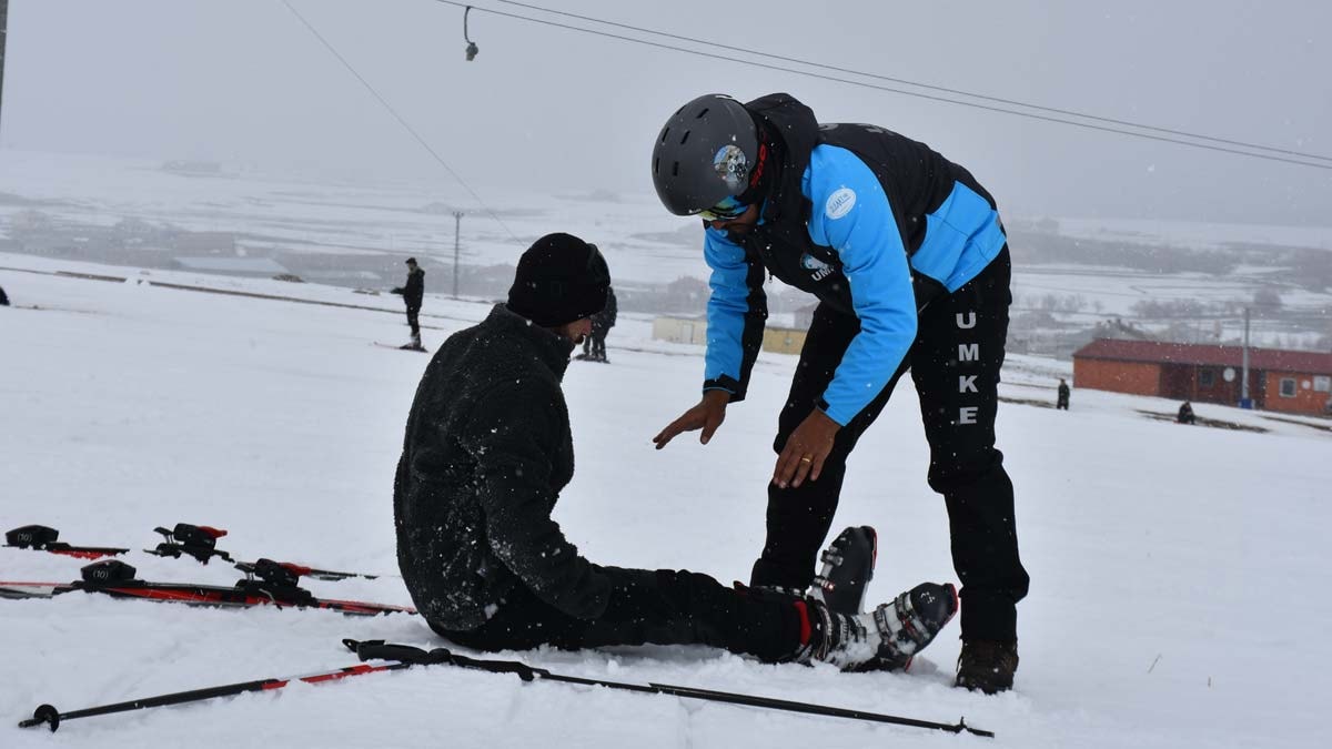Kayak merkezlerinde artan kazalara karşı yeni önlem