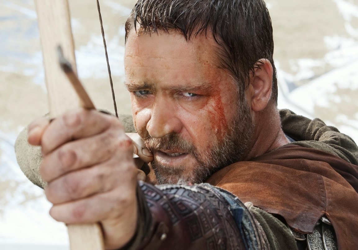Russell Crowe yıllar sonra açıkladı... O filmde iki bacağı kırık oynamış