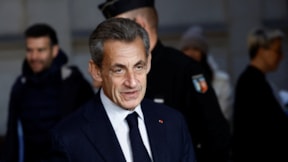 Nicolas Sarkozy'e hapis cezası
