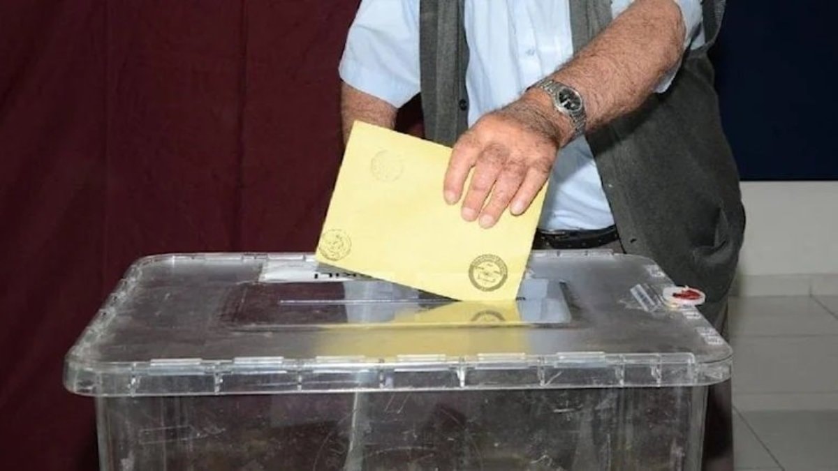 Nerede oy kullanacağım? YSK seçmen sorgulama ekranı...