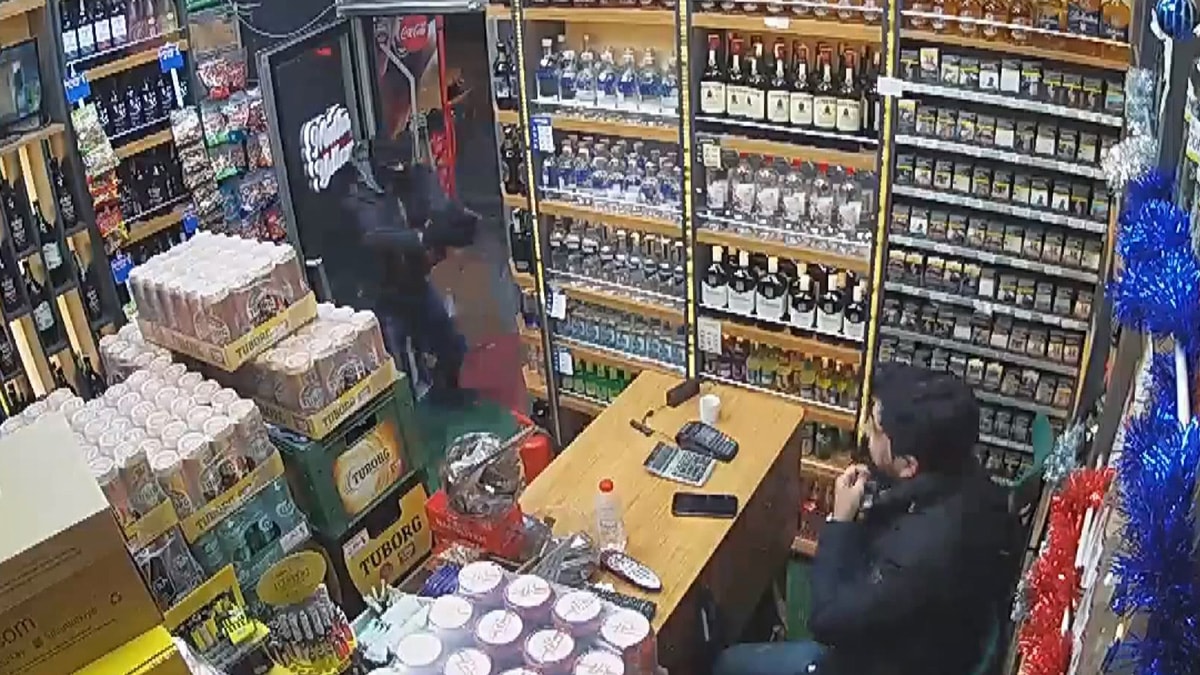 İstanbul'da tekel bayisine silahlı saldırı