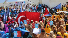 Somali'de anlaşma kutlaması