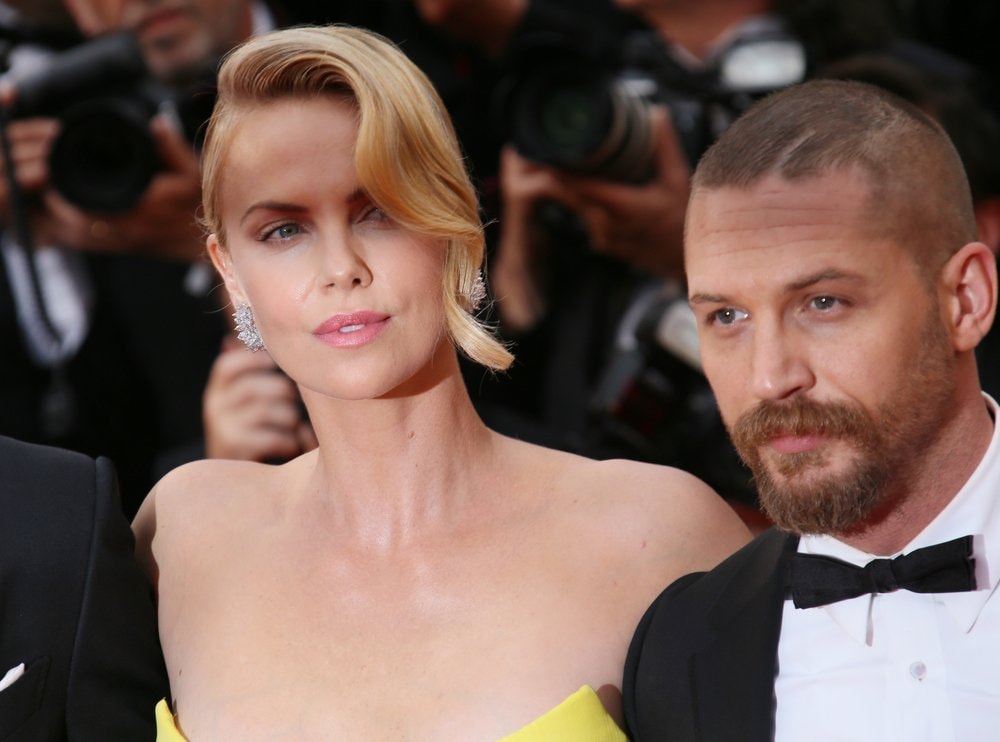 Charlize Theron malikanesini satsa Şişli'den ev alamıyor...