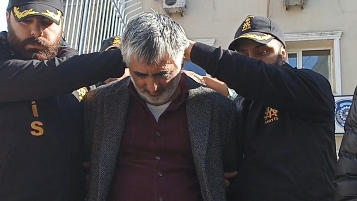 Birlikte yaşadığı kadını ve kızlarını katleden cani yakalandı