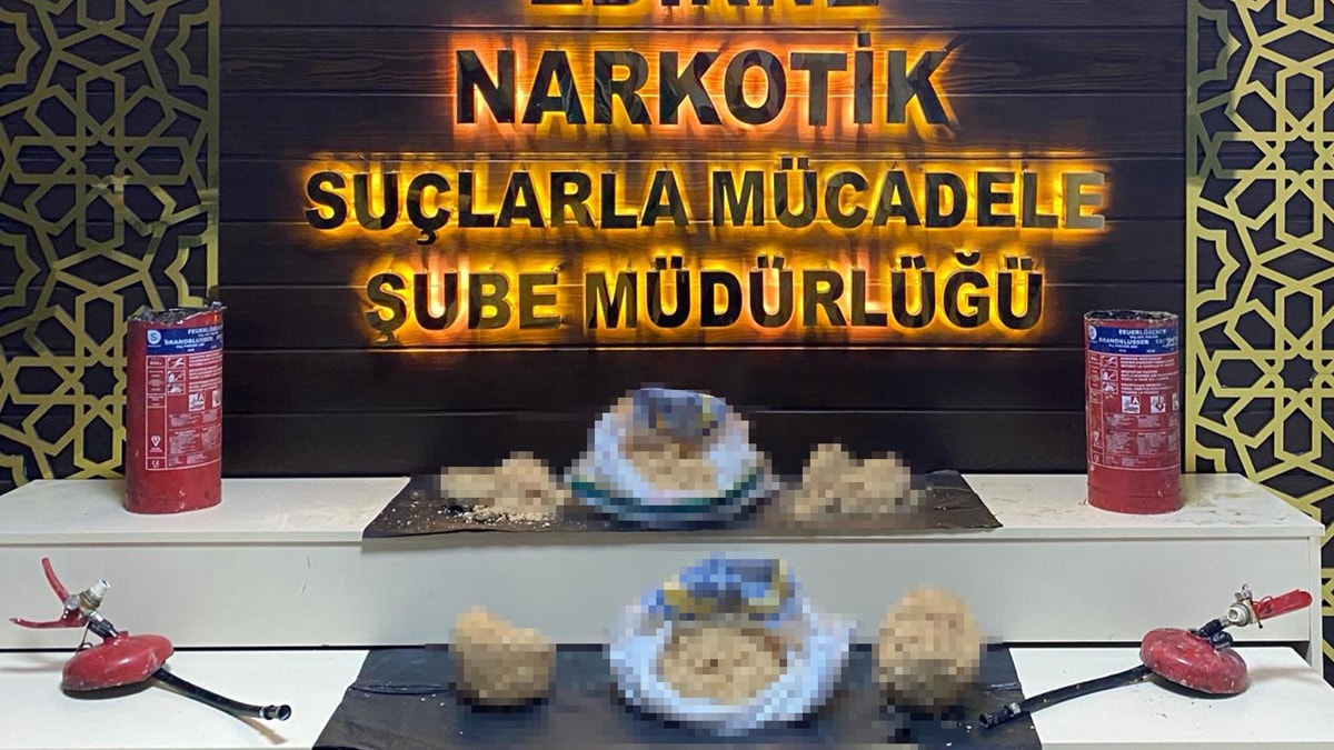 TIR'ın yangın tüplerinde uyuşturucu ham maddesi ele geçirildi