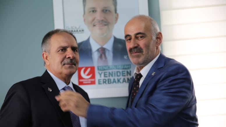 Bir AKP'li daha aday yapılmayınca Yeniden Refah'ın yolunu tuttu
