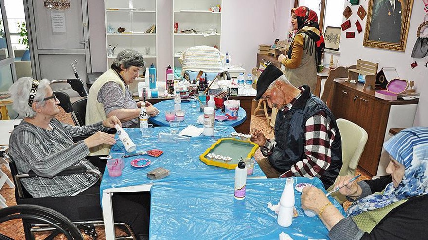 Emeklilere huzurevi darbesi