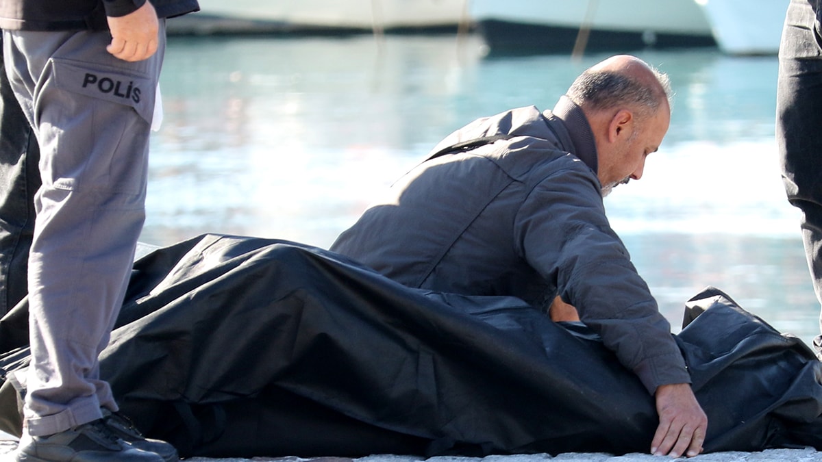 Falezlerden düşüp can verdi... Babadan oğluna son bakış