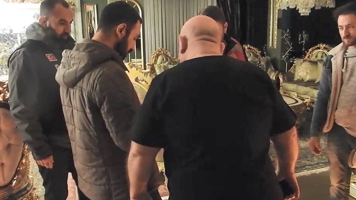 'İş insanı' Moiz Mitrani tutuklandı