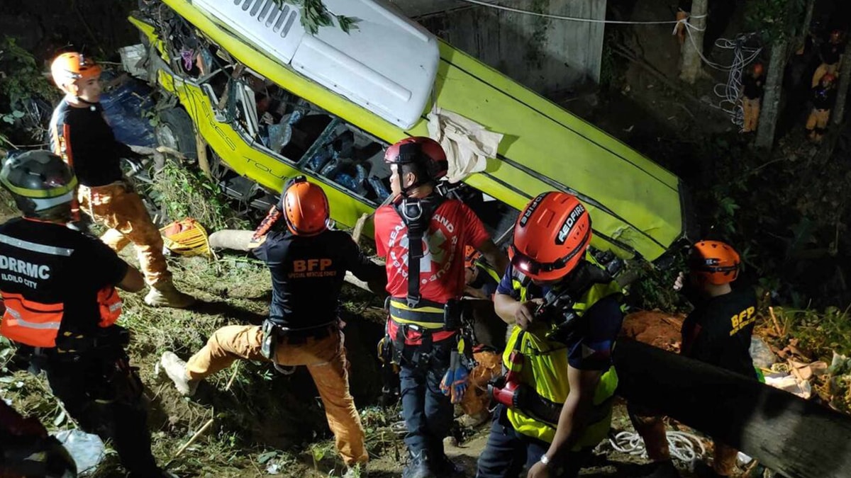 Filipinler'de katliam gibi kaza: 17 kişi öldü