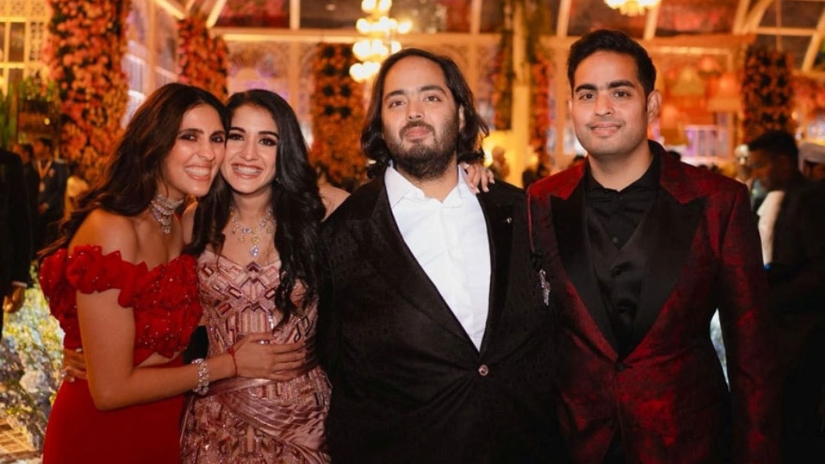 3 gün 3 gece süren yılın düğününde Rihanna'ya tepki