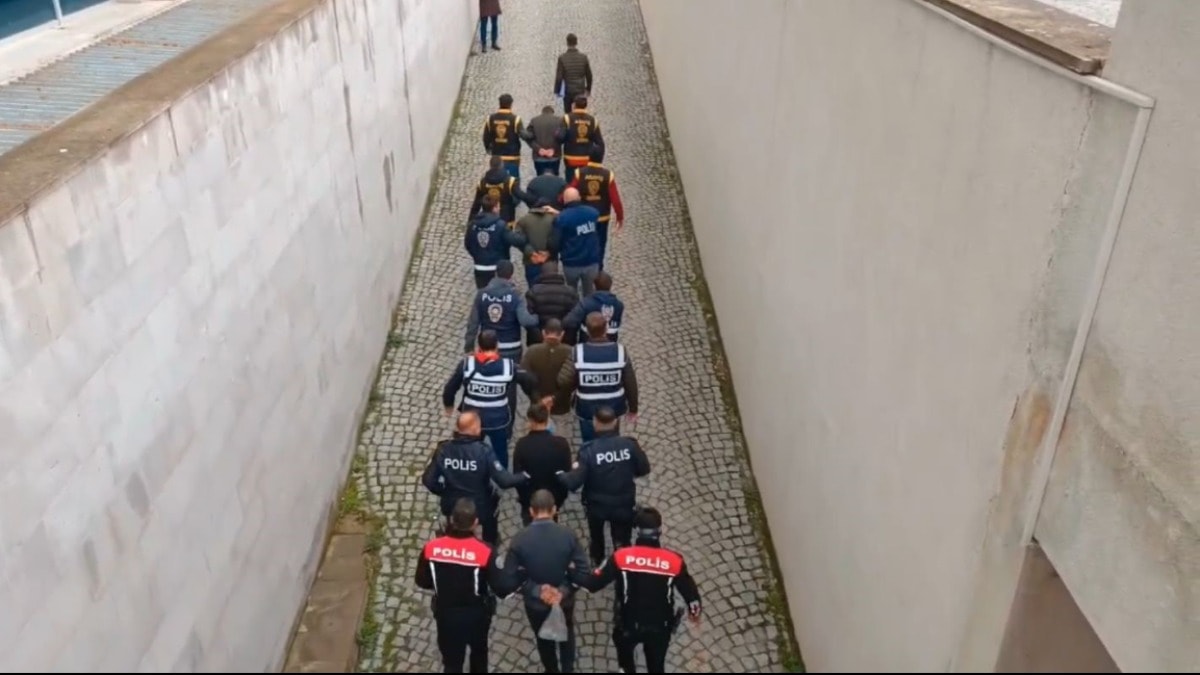 6 ilde siber dolandırıcılık operasyonu: 12 şüpheli tutuklandı