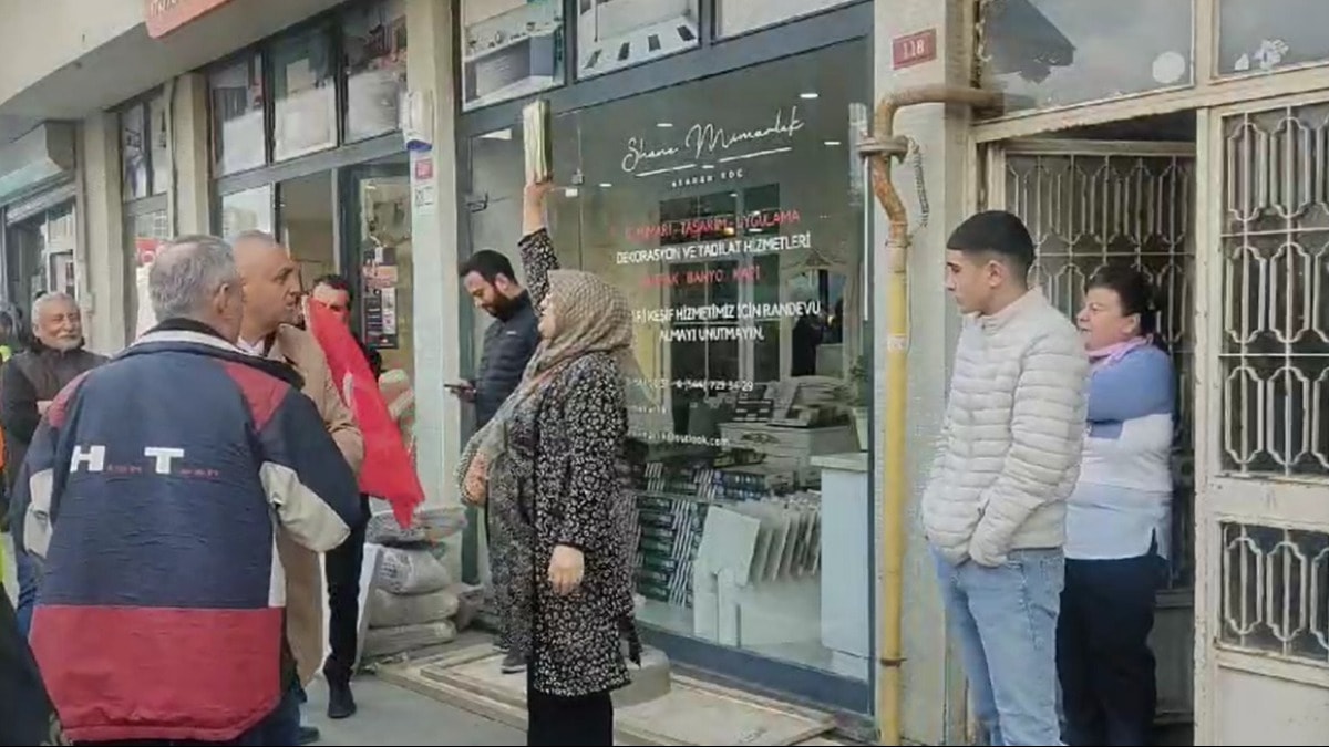 İmamoğlu'ndan Kuran gösteren kadına: Allah ıslah etsin