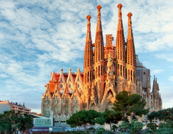 Turistlerin gözdesi Sagrada Familia’nın bitiş tarihi belli oldu