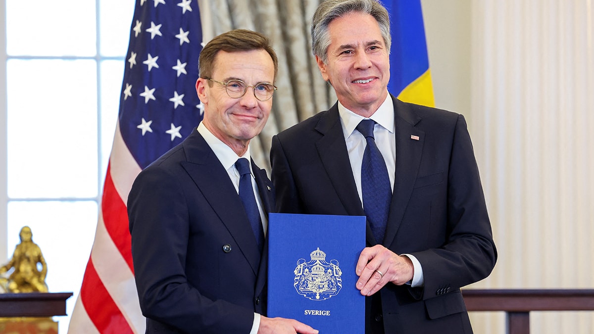 İsveç, resmen NATO’ya katıldı