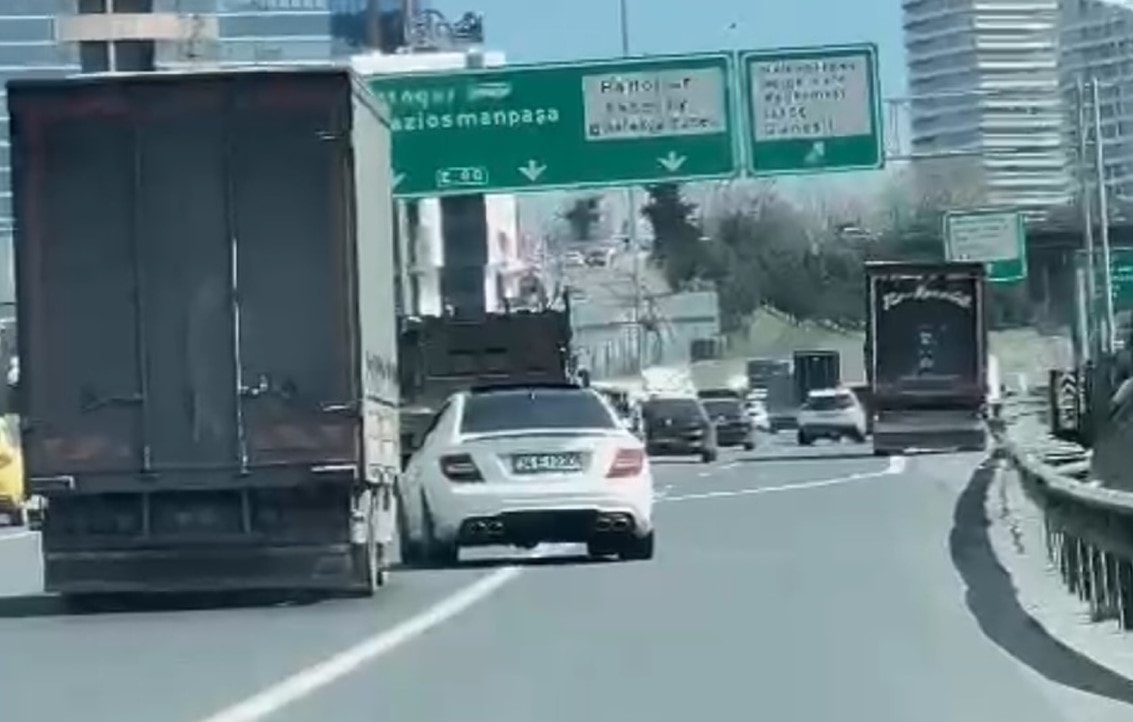 Trafikte terör estirdiler, kameralardan kaçamadılar