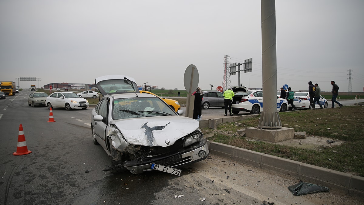 Edirne'de kaza: 5 kişi yaralandı