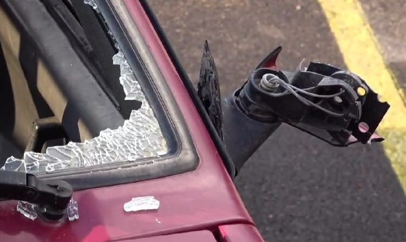 Dolandırıcılardan garip istek: Otomobilin camlarını kır, bizi bekle