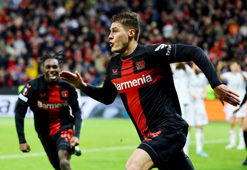 Karabağ'ın peri masalı 90+7'de bitti! Leverkusen mucizevi şekilde çeyrek finalde...