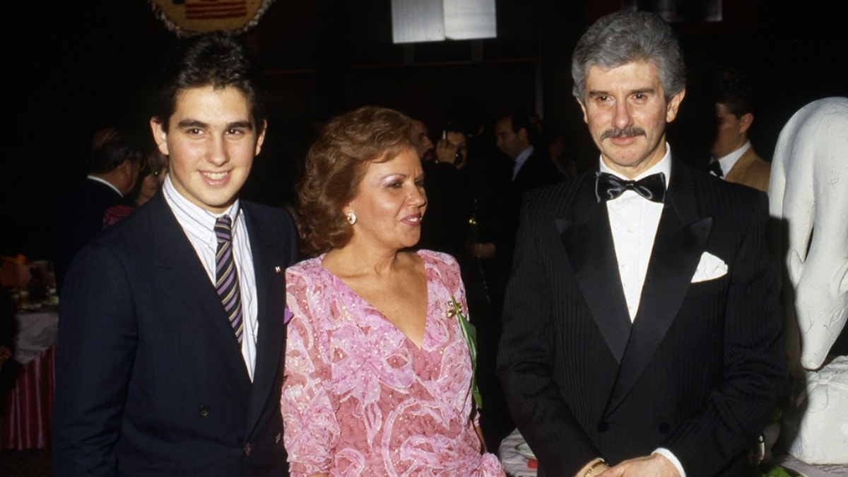 Çetin Emeç anıldı