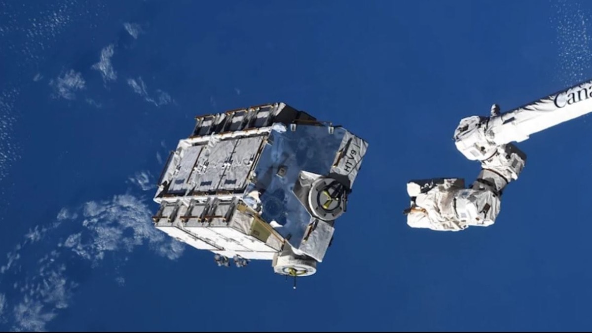 NASA uyardı: 2.6 tonluk akü bugün Dünya&#x27;ya düşüyor