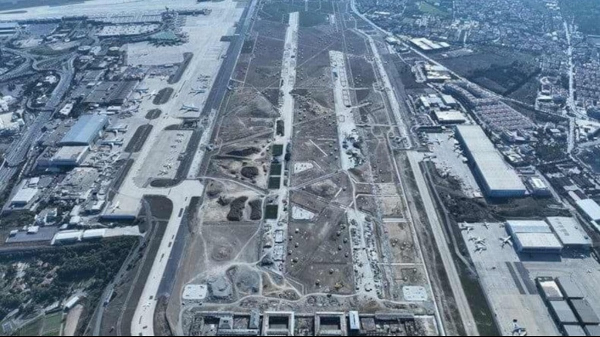 AKP afişinde Atatürk Havalimanı detayı...