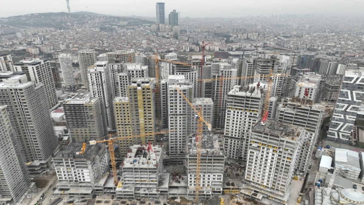 Kentsel dönüşüm dediler, bir semti betona boğdular