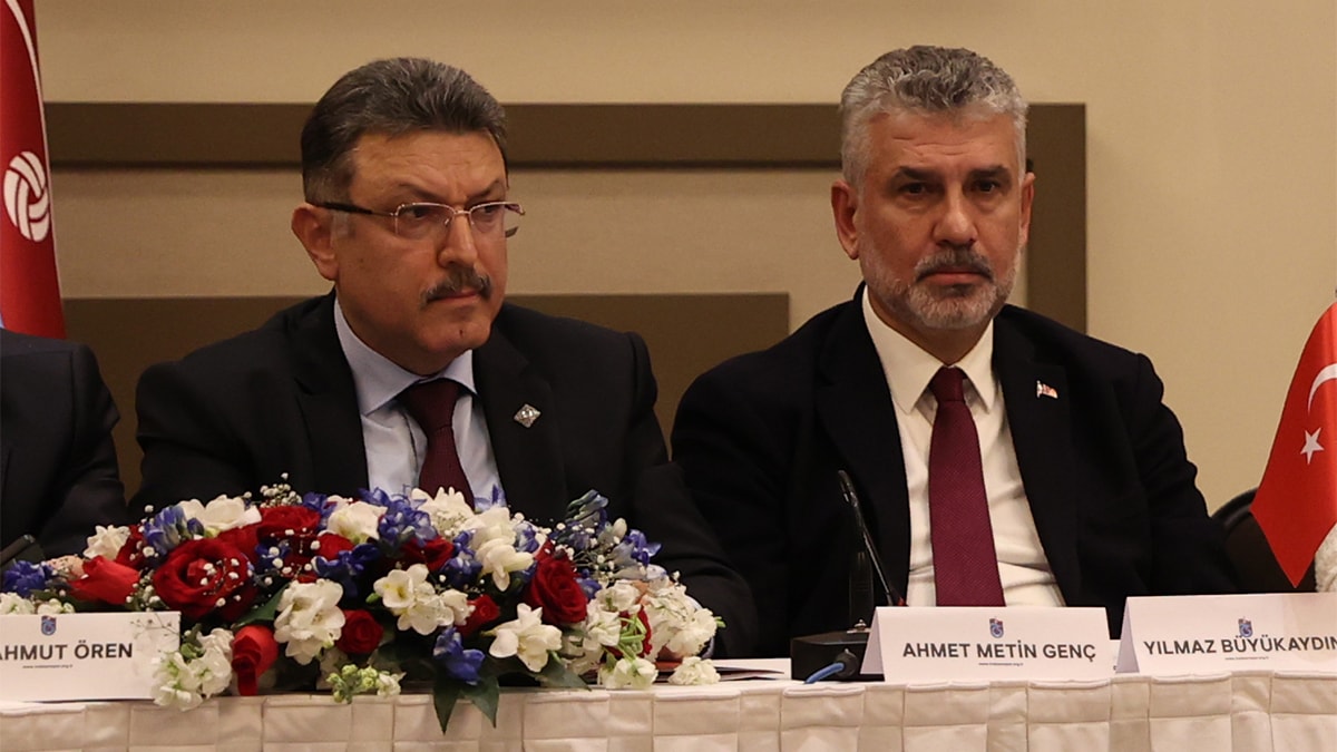 Beşiktaş'tan, AKP Trabzon Büyükşehir Belediye Adayı Ahmet Metin Genç'e tepki