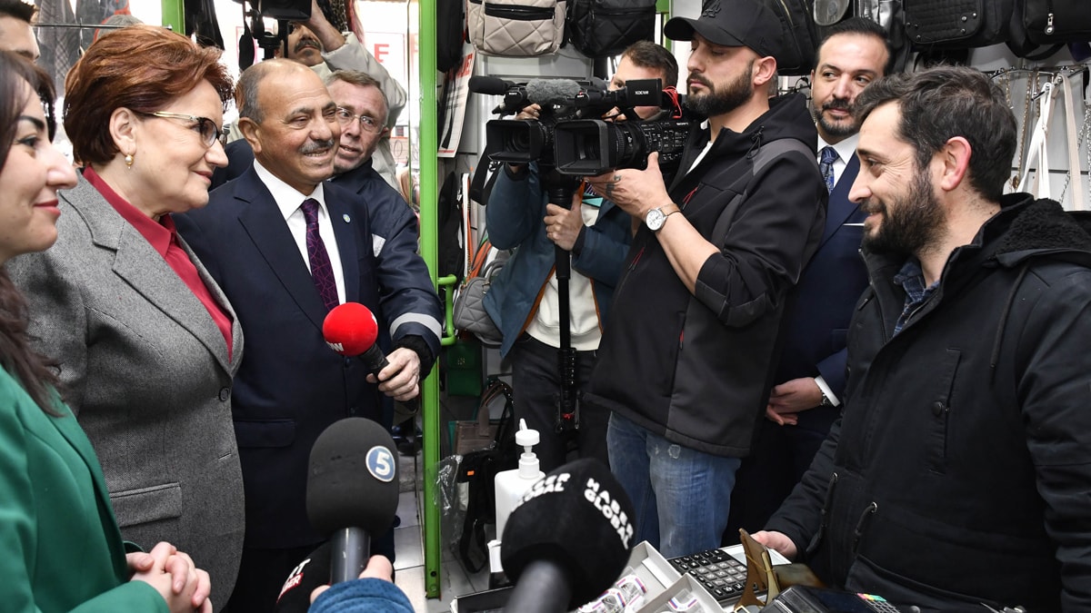 Akşener'den esnafa: Ocağına düştük, oyunu istiyoruz