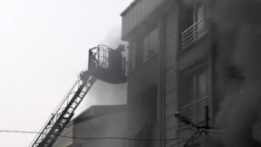 İstanbul'da korkutan yangın: 3 kişi mahsur kaldı