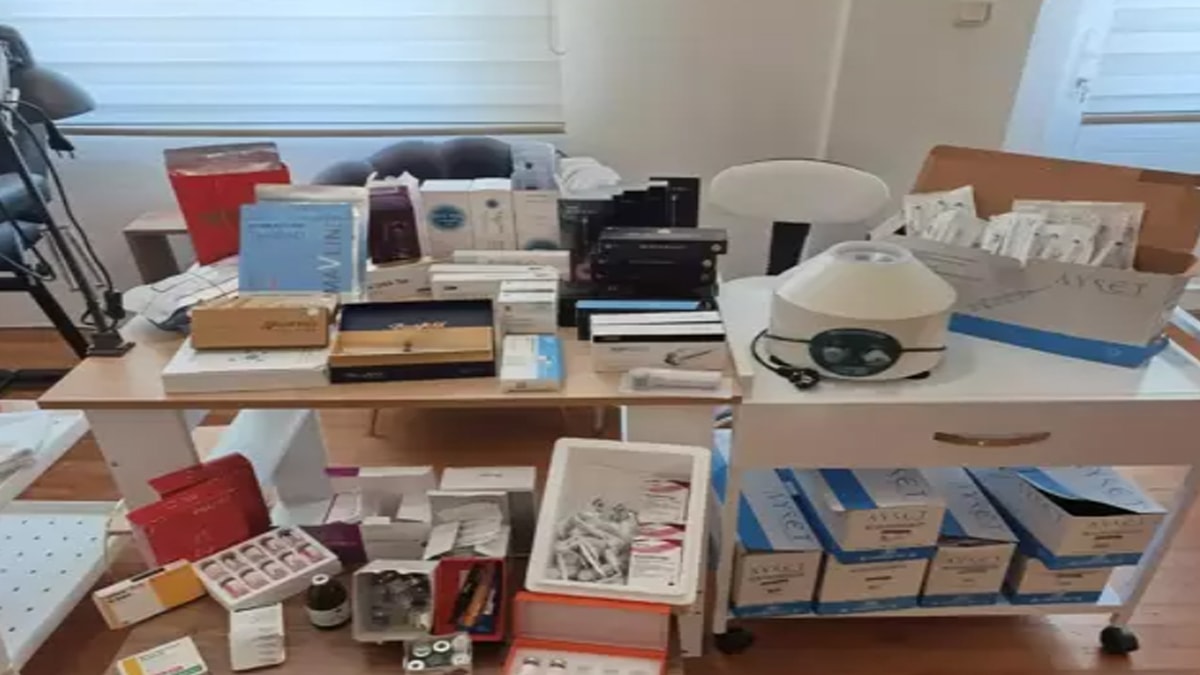 Evi estetik merkezine dönüştürmüş: Botoks, dolgu ve gençlik aşısı...