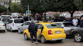 Adana'da taksiye silahlı saldırı: Yolcu yaralı