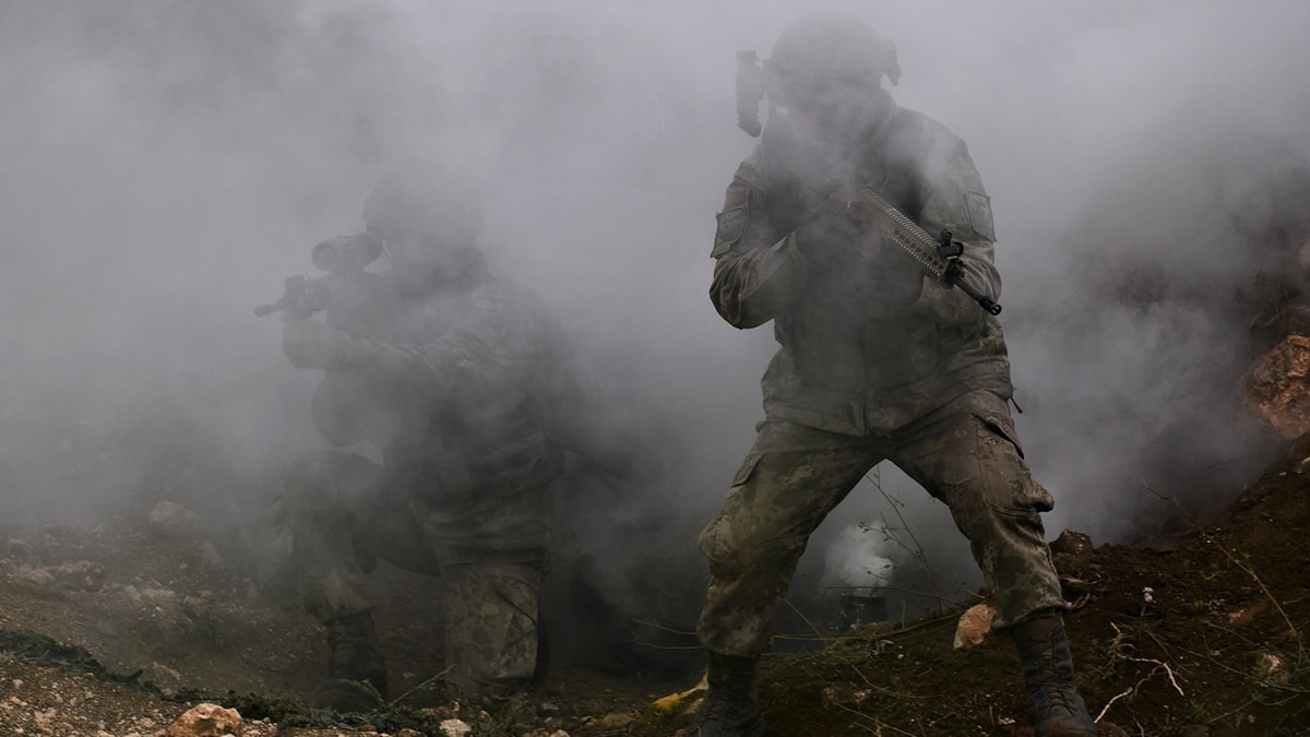 Suriye'de 12 PKK'lı öldürüldü