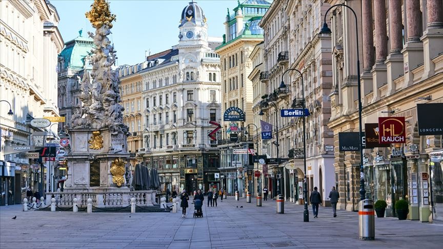 Avusturya'da 'çifte vatandaşlık' isyanı