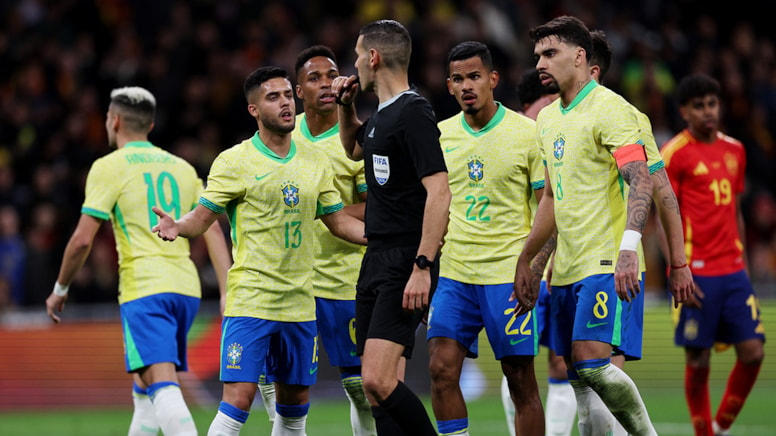 İspanya-Brezilya dostluk maçında penaltı polemiği: VAR çağrısı