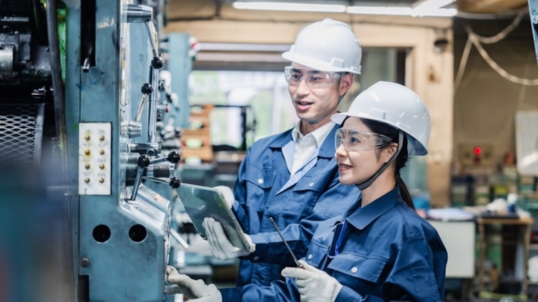 Çin'de imalat sektörü 5 ay sonra genişlemeye işaret etti