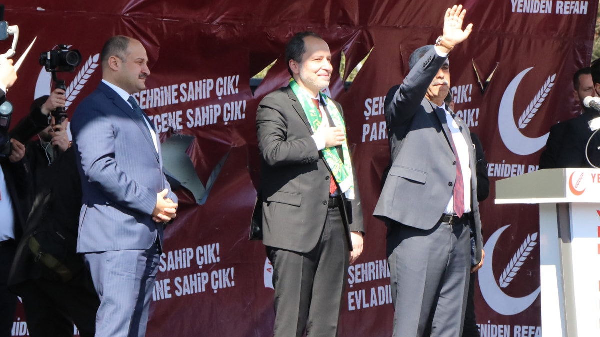 Erbakan: Mescid-i Aksa'nın etrafındaki dikenli teller Türkiye'den gitti