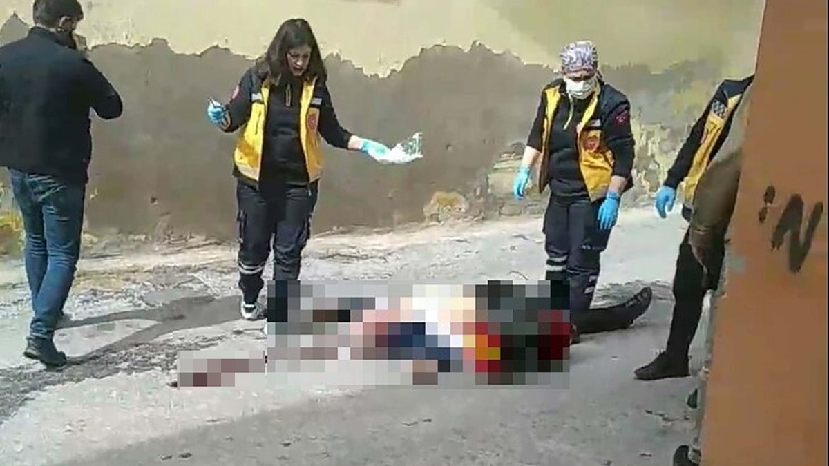 Emlakçıya sokak ortasında infaz