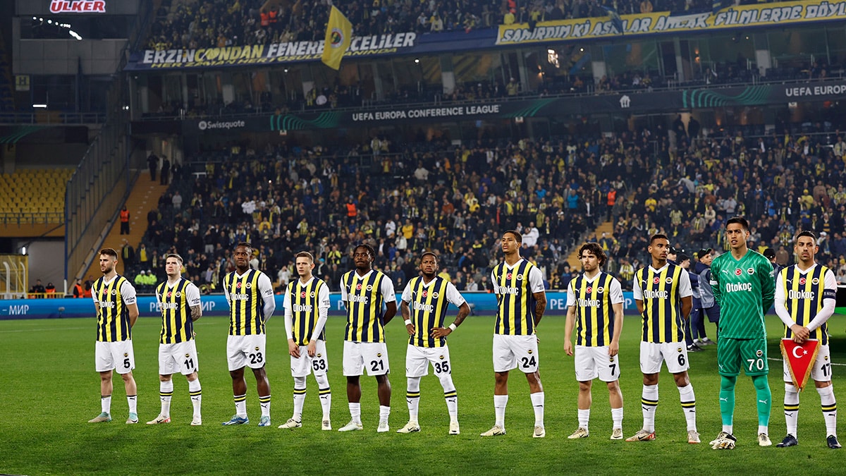 Konferans Ligi'nde çeyrek finale yükselen Fenerbahçe kasayı doldurdu