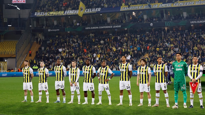 Konferans Ligi'nde çeyrek finale yükselen Fenerbahçe kasayı doldurdu