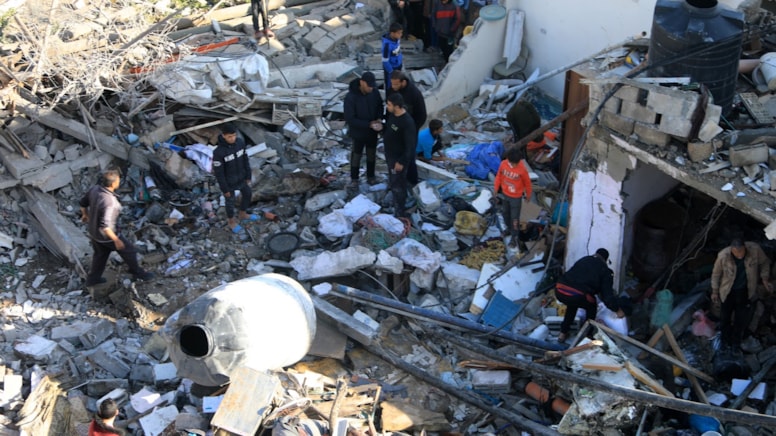 İsrail kana doymuyor... Yine yardım bekleyen Filistinlileri katlettiler