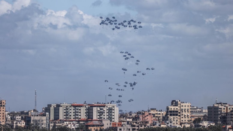 Hamas: Gazze'ye havadan atılan yardımlar can alıyor