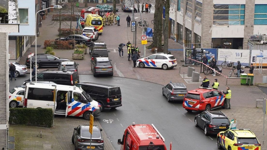 Hollanda'da rehine krizi... 150 ev boşaltıldı