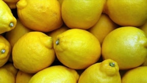 Üreticide 2,50 TL olan limon, markette 18,36 TL'ye satıldı