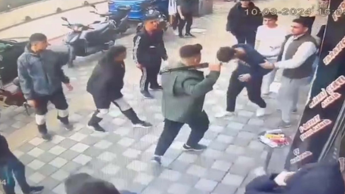 Palalı ve satırlı kavganın görüntüsü ortaya çıktı