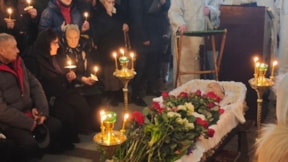 Navalni için Moskova'da gergin cenaze töreni